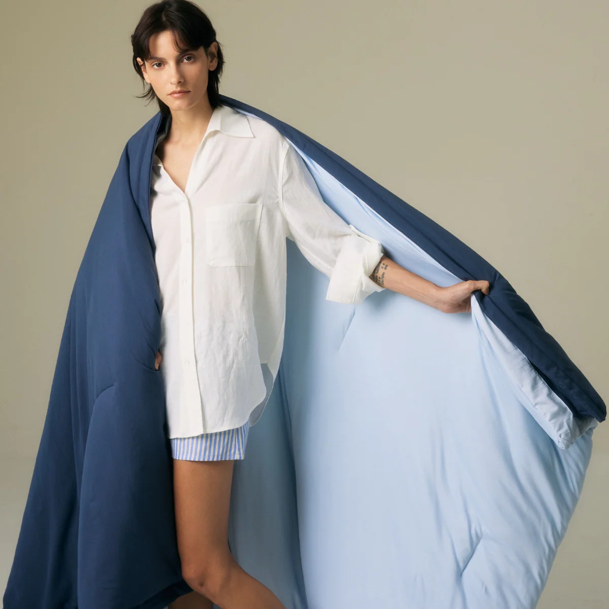 Temperature Controlling Comforter - Image 7